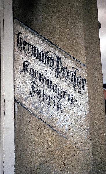 Apolda, Dornsgasse, 10.11.2002.jpg